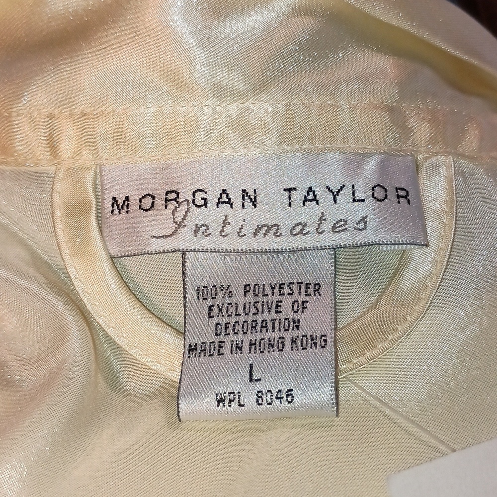 Morgan Taylor Intimates NWT Robe - Picture 6 of 6